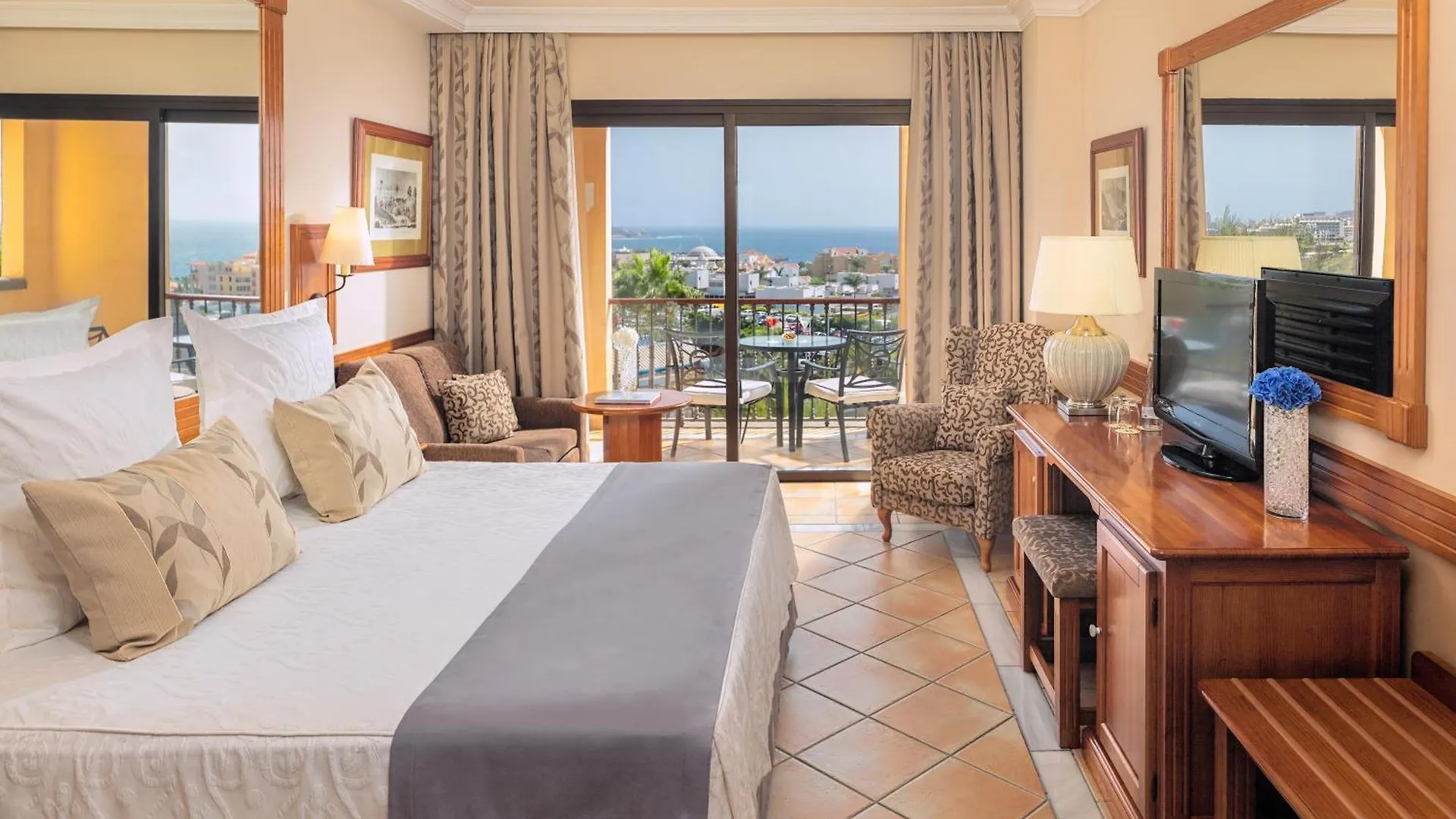 Hotel Gf Gran Costa Adeje***** Spanien