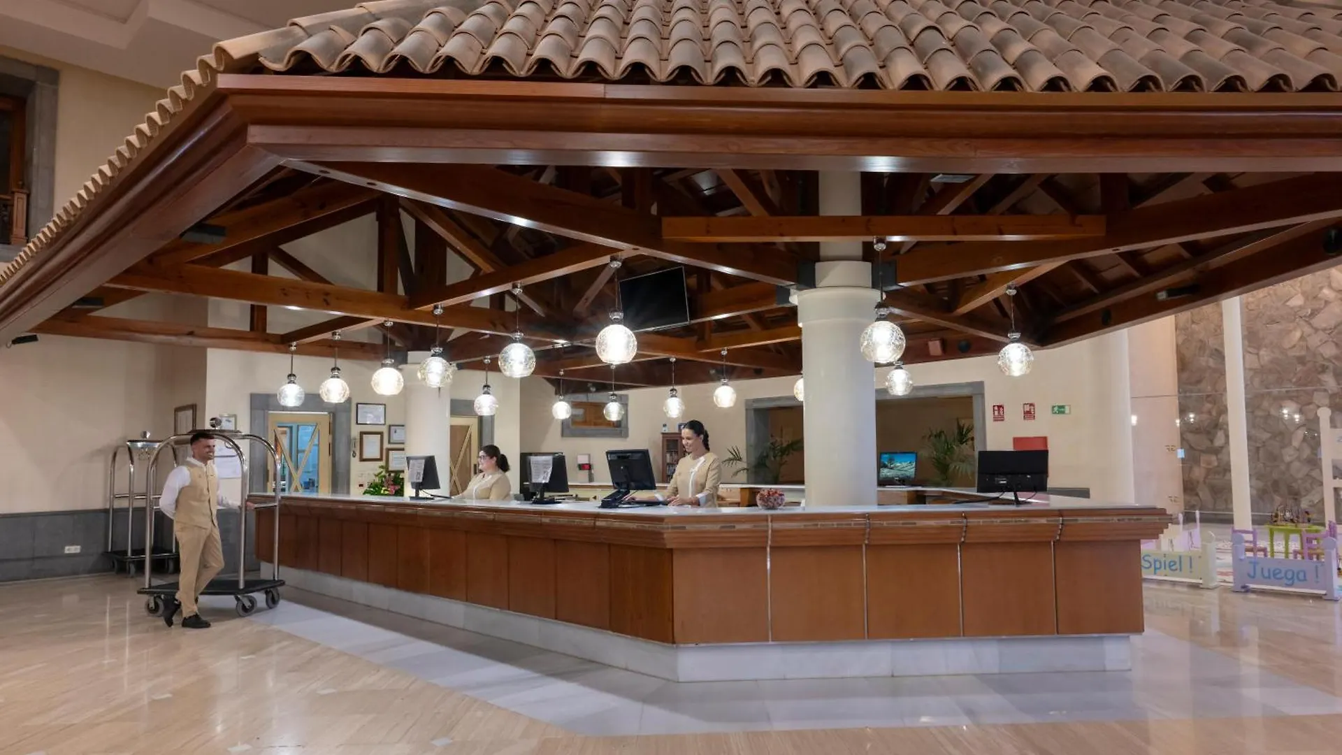 Hotel Gf Gran Costa Adeje***** 5*, Costa Adeje (Tenerife)